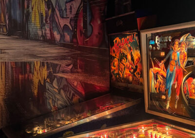 Interaktywne muzeum gier arcade i fliperów Tiger Score Warszawa